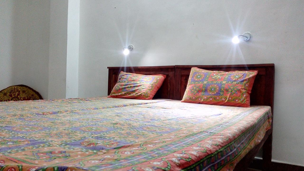 Hotel Pawan'S Palace 布什格尔 外观 照片
