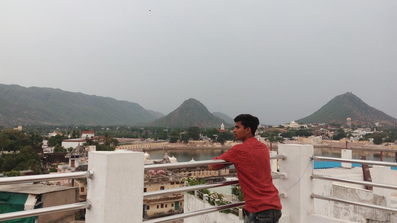 Hotel Pawan'S Palace 布什格尔 外观 照片